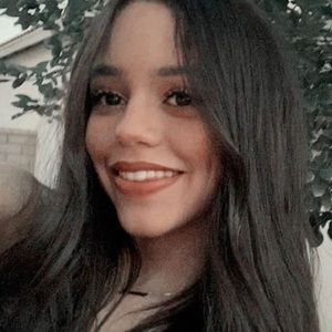 Meet your Posher, Ariana